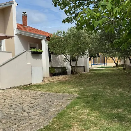 Mare With Pool Villa *